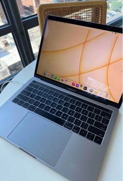 Unused MacBook Pro 13in, A1706, 2018
