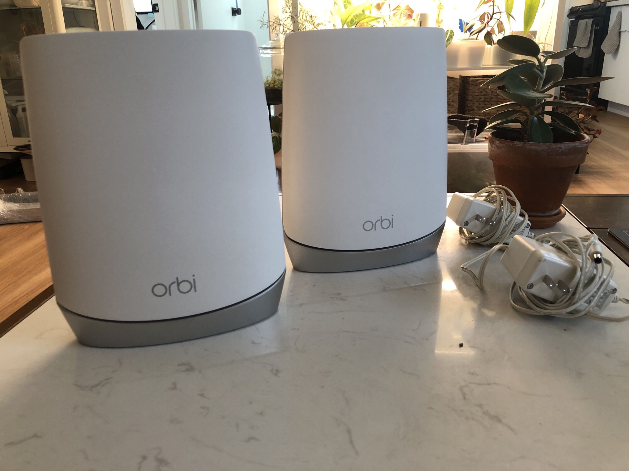 Orbi RBR750 (router) with 1 RBS750 (satellite) for Sale in Temple City