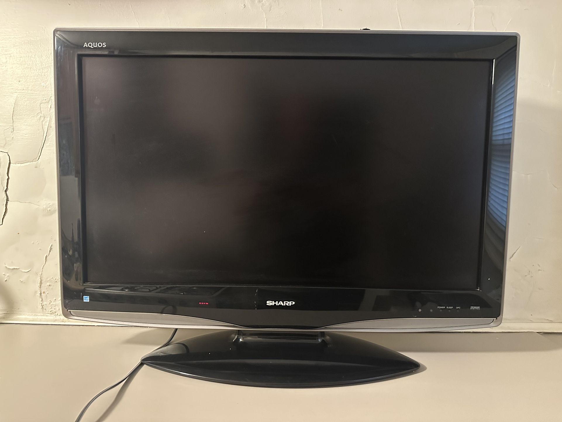 Sharp AQUOS LC-32D43U LCD 32” TV