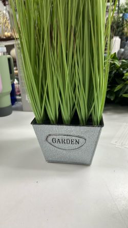 Metal garden grass pot