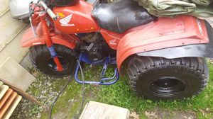 Photo 86 honda 3 wheeler trade 4 camper only