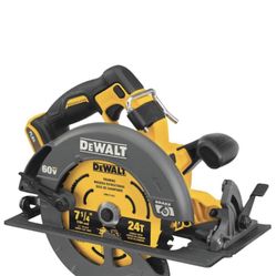 DeWalt Circular Saw 