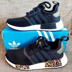 Size 8 Women's - Brand New Adidas NMD_R1 Shoes 