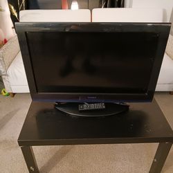 TV 32 Inch With Remote 