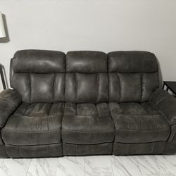 Reclining living room Couch And Loveseat - Make offer