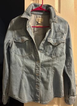 Universal Thread Slim Fit Denim Shirt Size 8