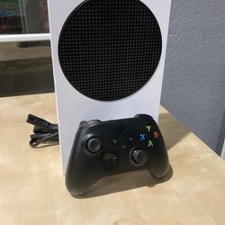 Xbox Series S 512GB For Trade For Your Old Video Games And Consoles!