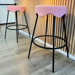 Pink Set Of 2 Barstools