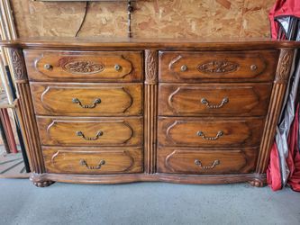 Magnolia Classics Dresser