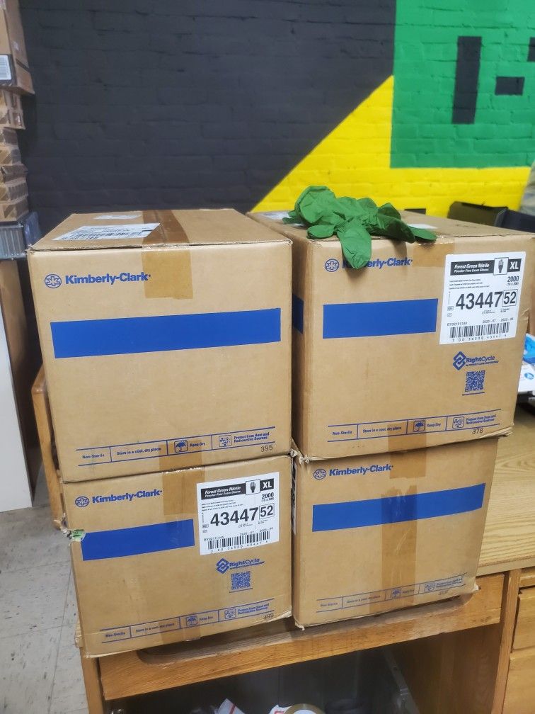 4 boxes of XL gloves LEFT. COME BEFORE ITS GONE