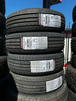 Vendo set de llantas 205/70R15 marca ARISUN