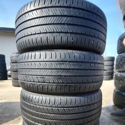 225/50/17 Hankook Kinergy GT 200$