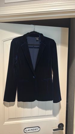 Tahari Blazer