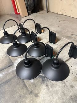 Farmhouse porch lights