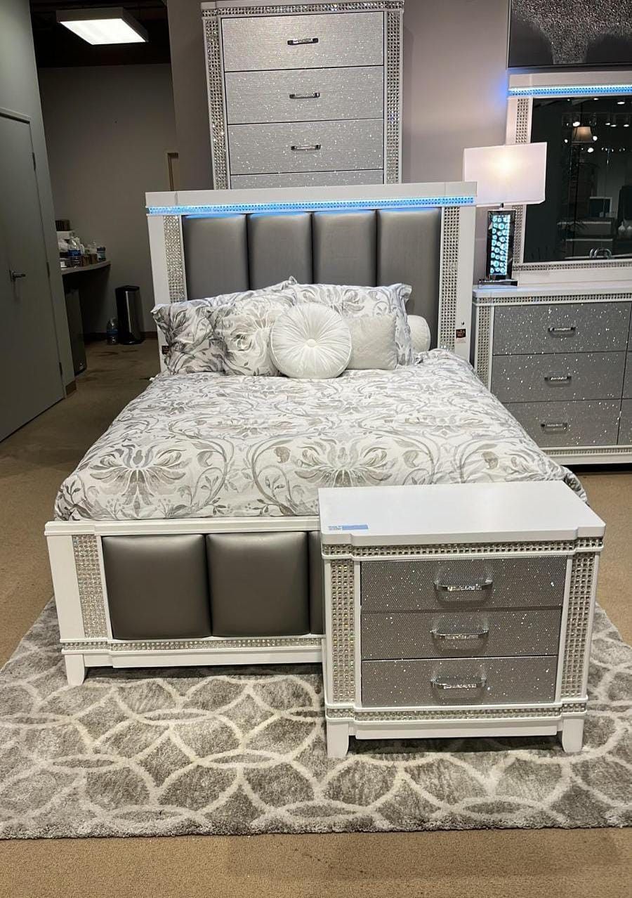 LED UPHOLSTERED BEDROOM SET QUEEN/KİNG BED DRESSER NİGHTSTAND MİRROR Ariana 