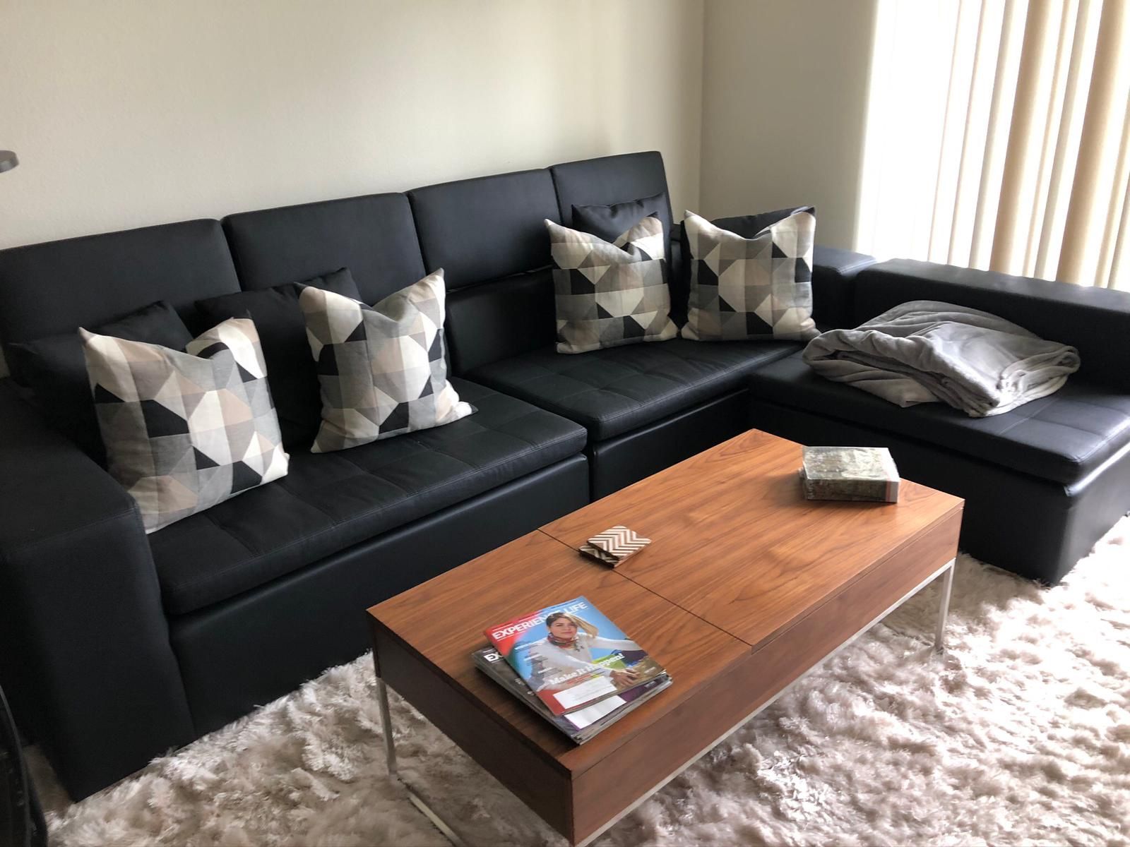 Modani Montecarlo Sectional Sofa in Black for Sale in Miami, FL OfferUp
