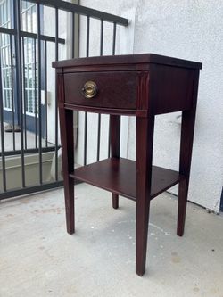 Vintage Drexel Mahogany End Table Nightstand with Drawer & Shelf