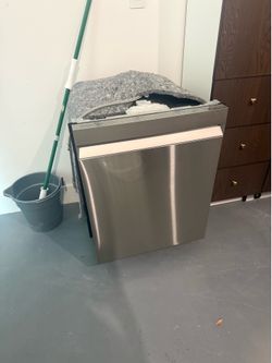 Samsung Bespoke Dishwasher Like New