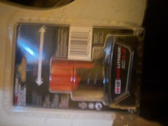 Milwaukee battery’s from pallet new m18 and m12