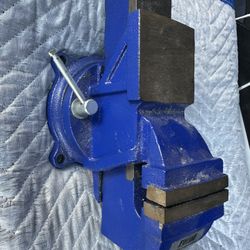 Forge 3” Vise Bench 