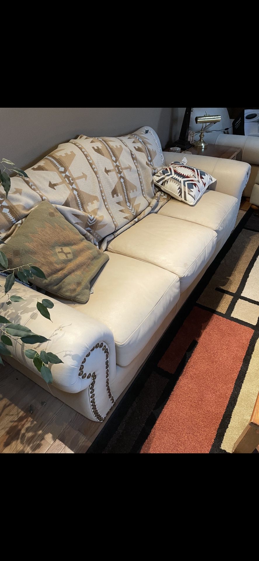 Beautiful Leather Living Room Set-3 Piece
