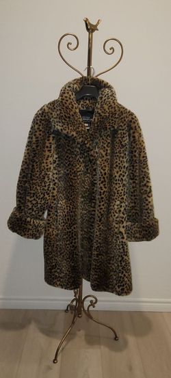 Faux Fur Leopard Print Coat