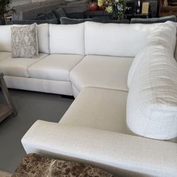 Sectional Sofas // Sectionales Disponibles// In Stock 