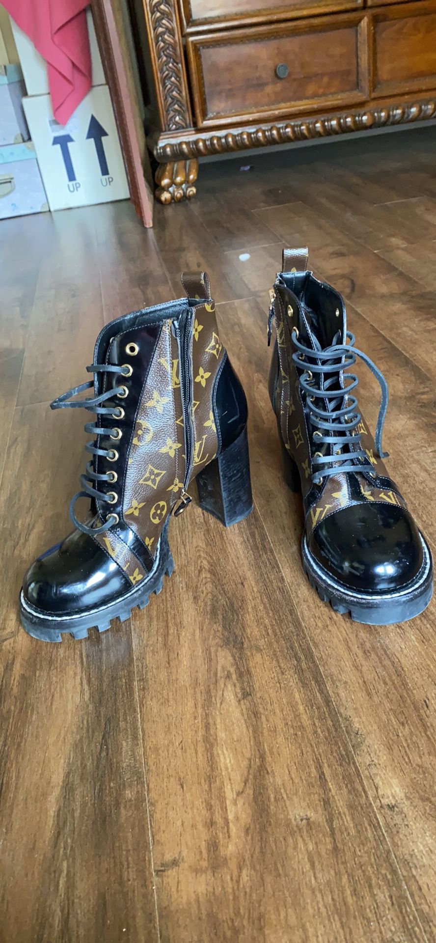 louis vuitton star trail boots to wear with shorts｜TikTok Search