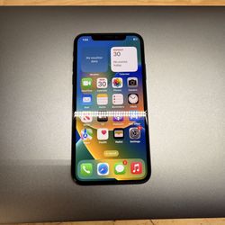 iPhone X 64gb Unlocked✅