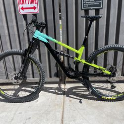 XL 2021 Polygon Siskiu T7 with Lyrik Ultimate fork for Sale in