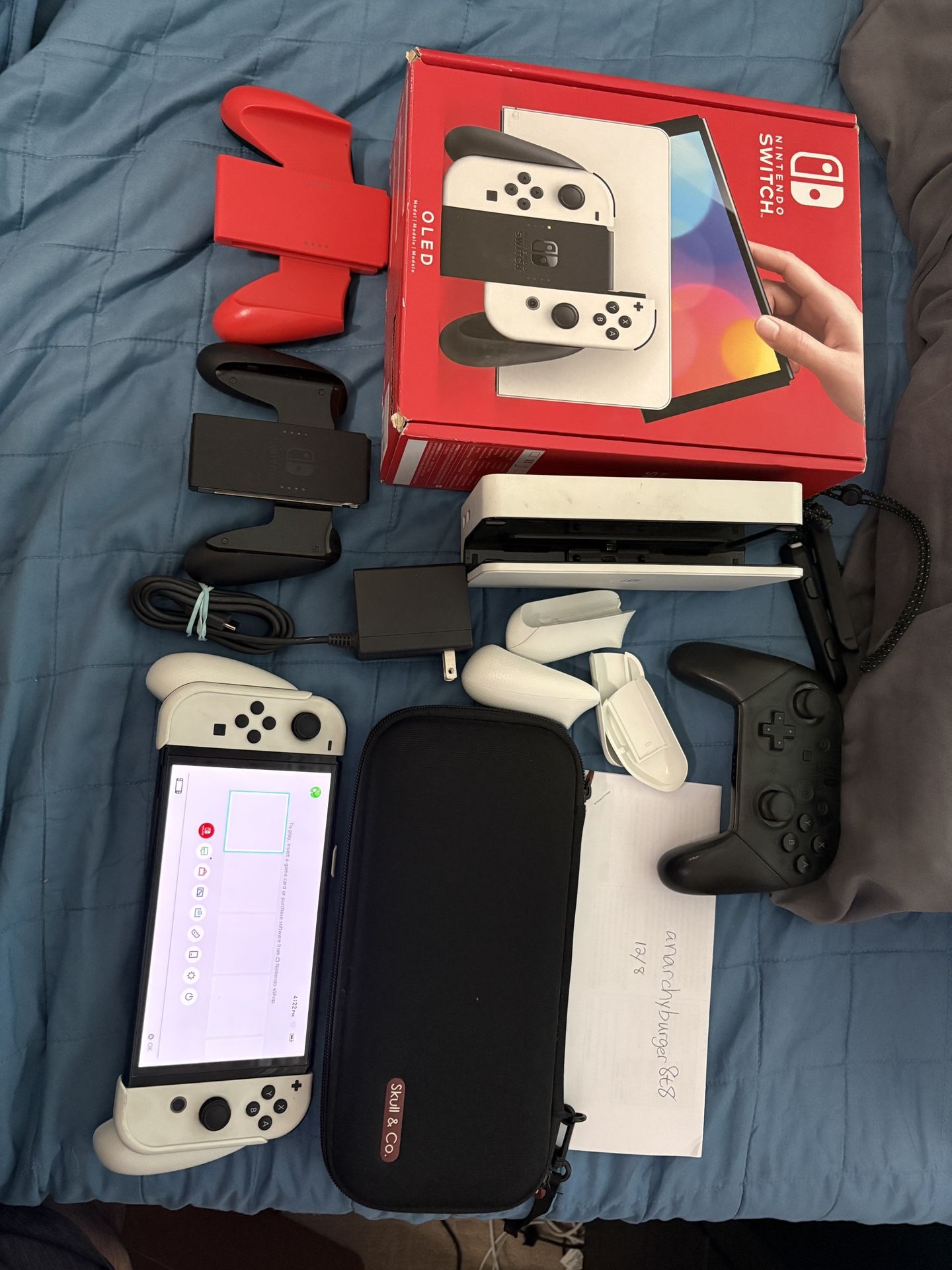 Nintendo Switch OLED white Like New