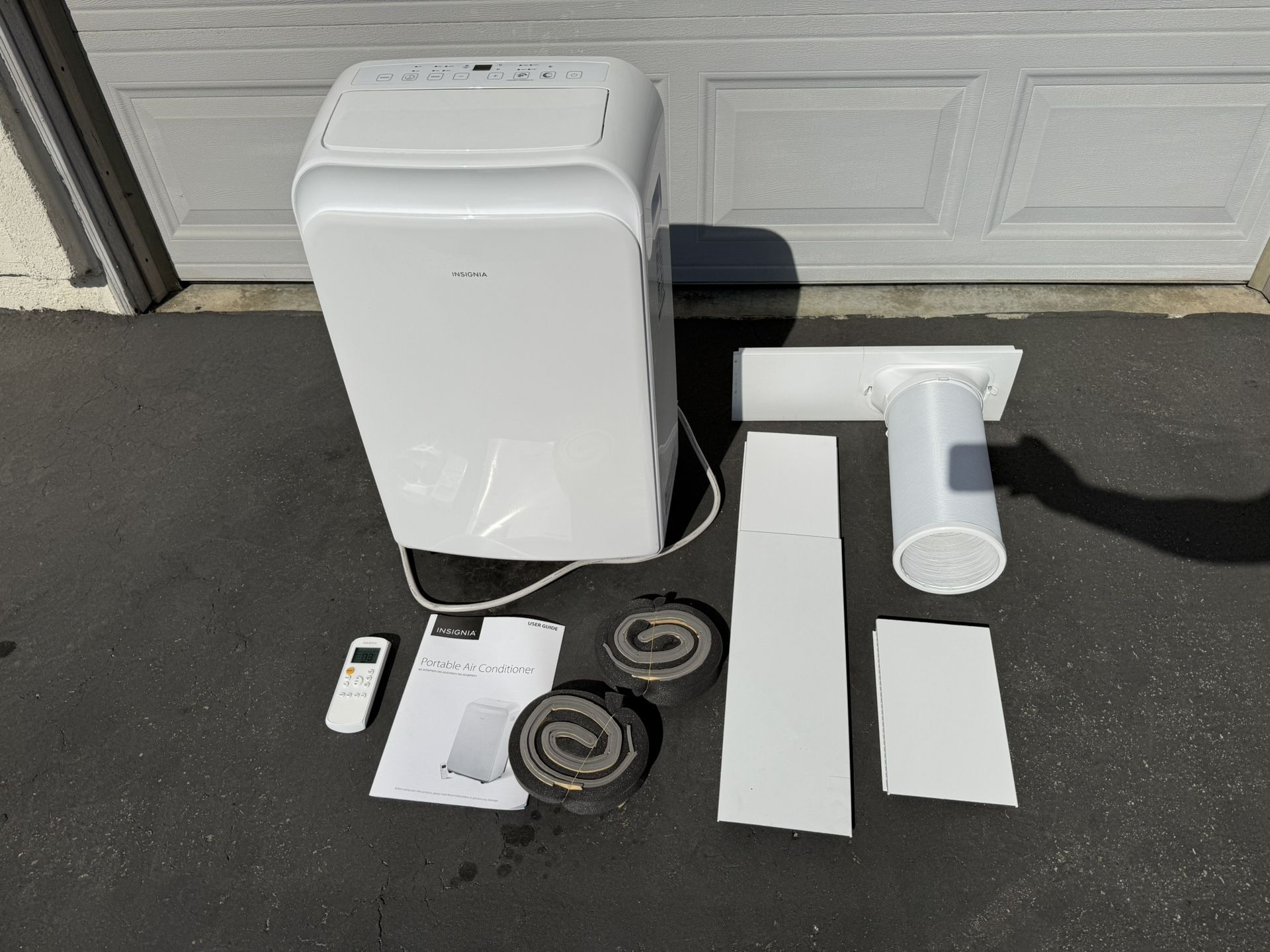 Insignia™ - 250 Sq. Ft. Portable Air Conditioner 