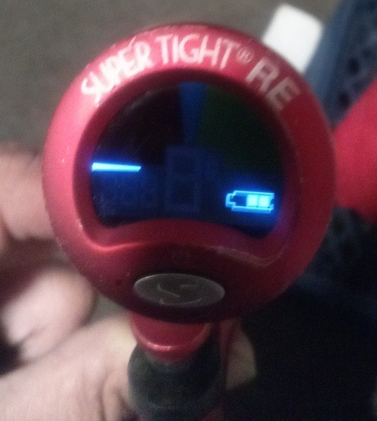 Super Tight RE Electric Guitar/Bass Guitar Tuner
