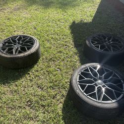 4 tires with Rims And extra Rims