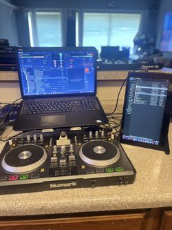 Dell Laptop Con Numark Controller Idj3 
