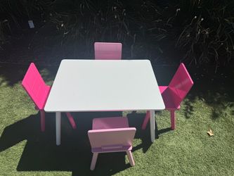 Kids’ Table & Chair Set – Up to 6 Years