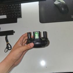 Battery Charger Made Specially For Xbox Comes With Four Batteries 