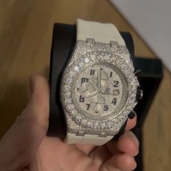  Moissanite VVS1 Bussdown AP Watch. Other Luxury Watches Available For Order!!!