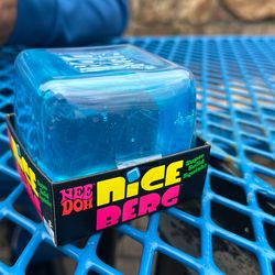Sealed Nee doh nice berg