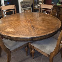 Dinning Room  Table 
