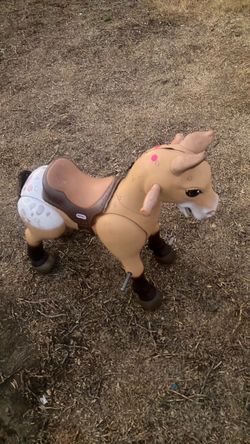 Toy horse