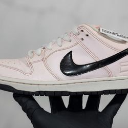 
Vintage Nike Dunk Low SB Pink Box 3M Reflective 🔥 Rare Size Mens 6 = Women 7.5