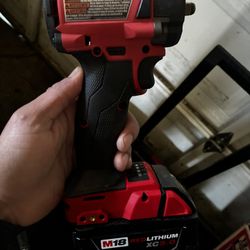 Milwaukee M18 Tool Bundle – Impact + Multi-Tool + Battery + Toolboxes