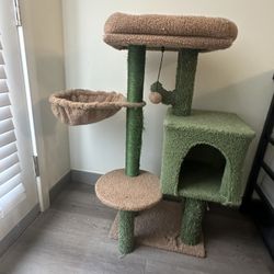 Cat tree