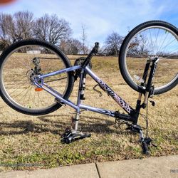 Hard Rock Women's Specialized Bicycle 26" Wheels 