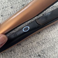 GHD Platinum Flat Iron Straightener 