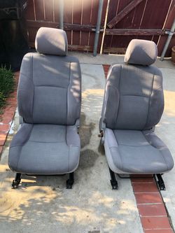 Toyota Tacoma seats