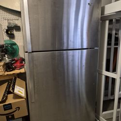 Fridge/Freezer good condition
