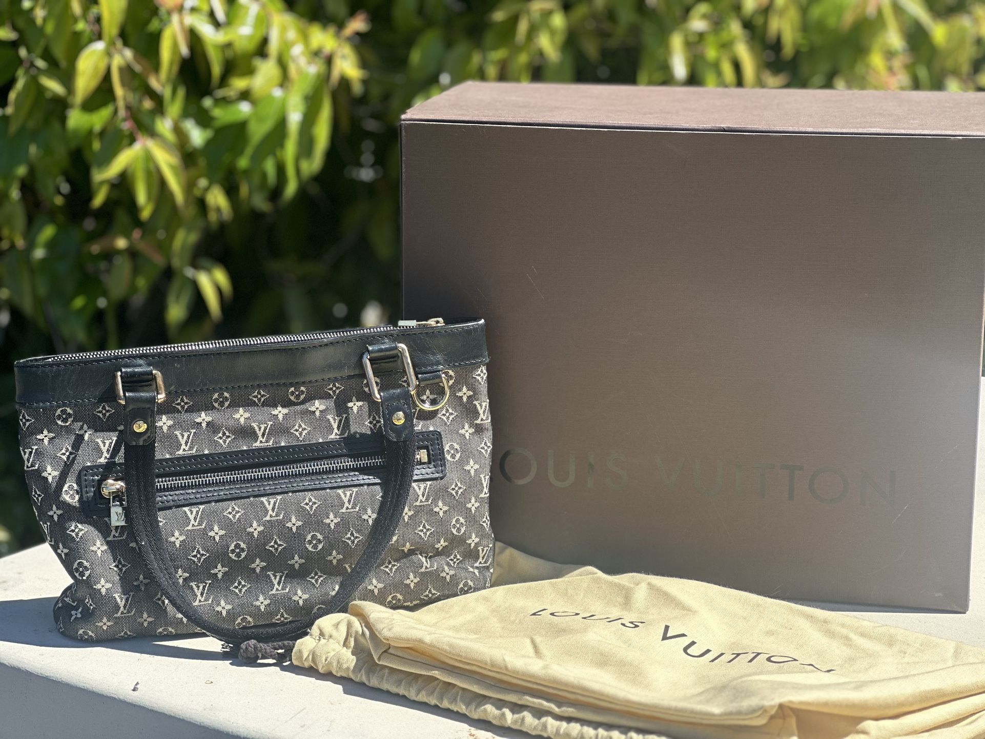 Louis Vuitton Monogram Lucille Purse 