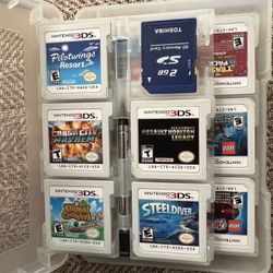 Nintendo 3DS XL W- Games & Limited Case.